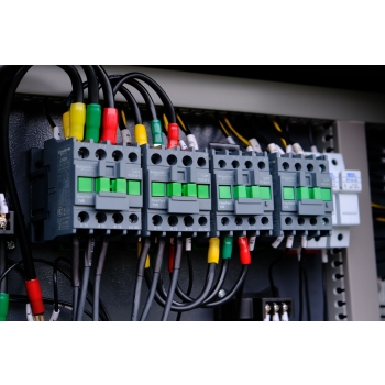 3-u-1 vijčani kompresor 15 kW | 2300 l/min | rezervoar od 500 l i odvlaživač vazduha